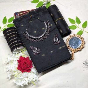 ব্লাক প্রিমিয়াম জামদানী শাড়ির প্যাকেজ😍